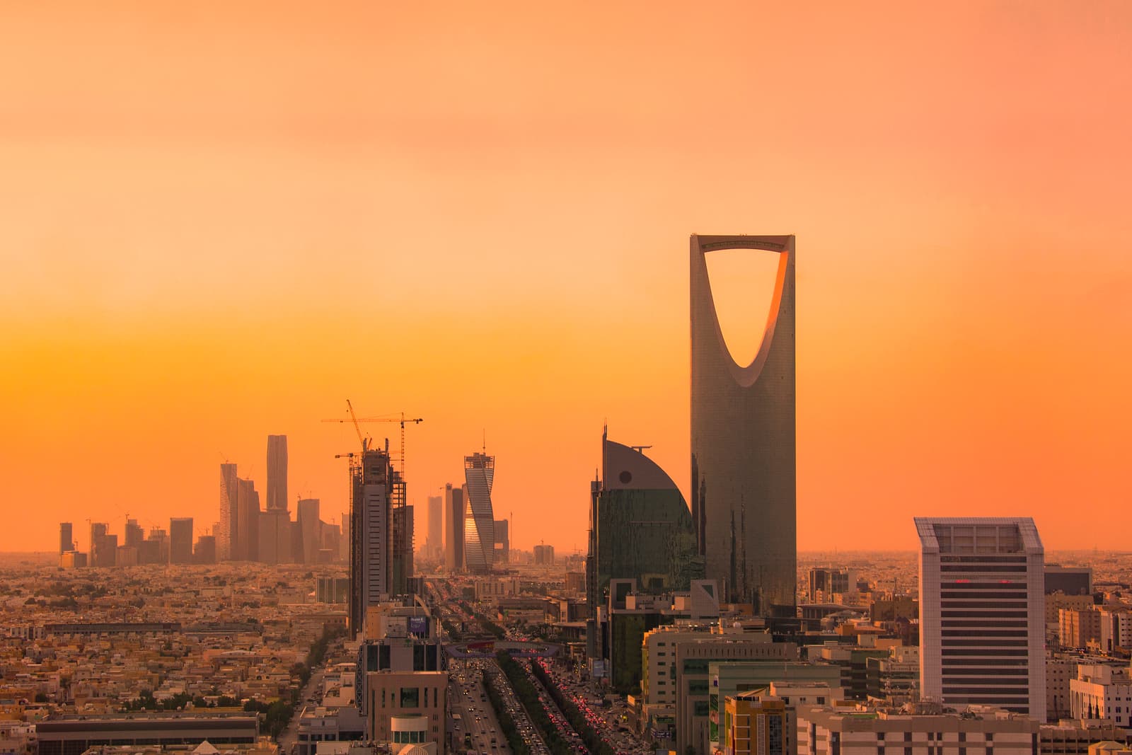 المدن الذكية في المنطقة: تحديث حقيقي أم واجهة؟